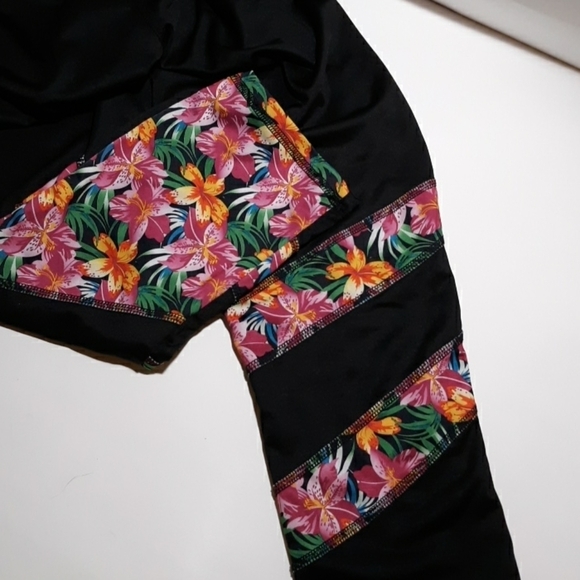 Zone Pro small athletic yoga pants - Picture 2 of 3